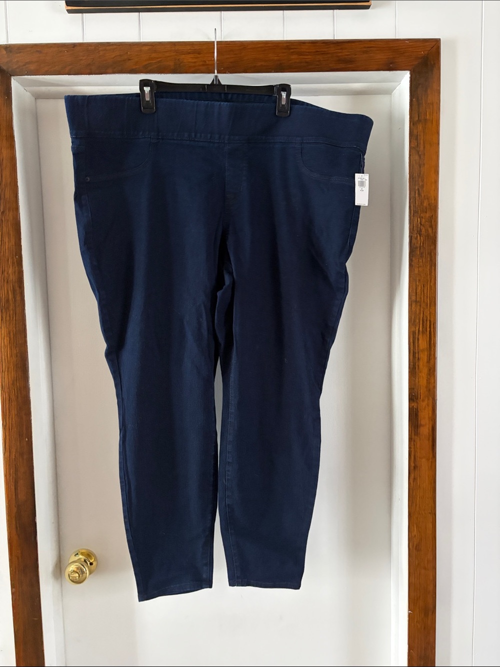 Old Navy Navy Pull-On Ankle Jeans
